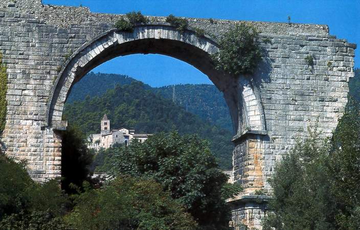 Umbria - Narni ( Rovine Ponte Augusto )